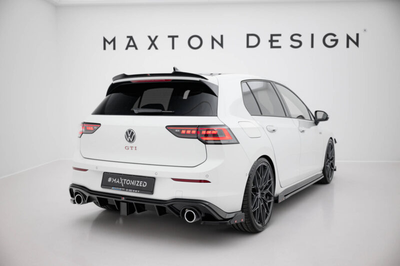 pol_po_Set-of-Splitters-V-2-Volkswagen-Golf-GTI-Mk8-Facelift-21702_16jpg - OPSHOLDERS