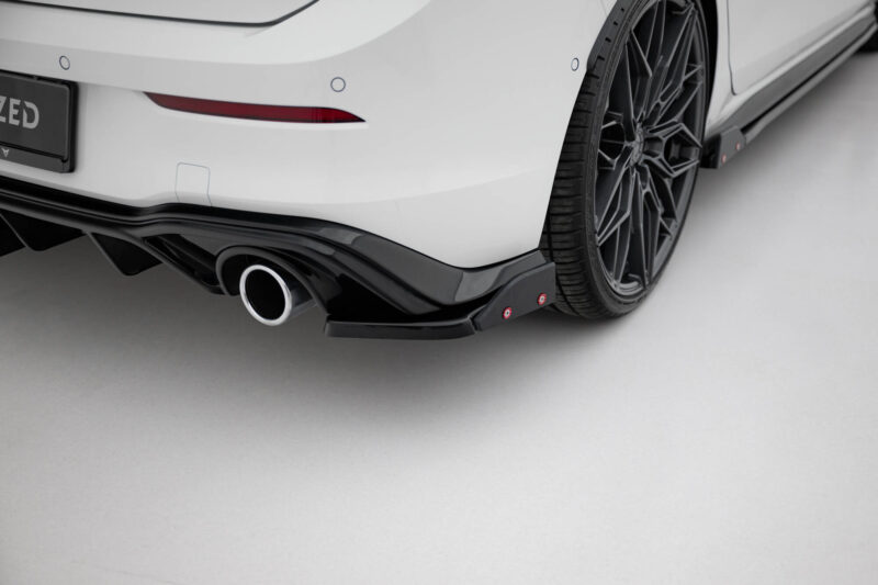 pol_po_Set-of-Splitters-V-2-Volkswagen-Golf-GTI-Mk8-Facelift-21702_17jpg - OPSHOLDERS
