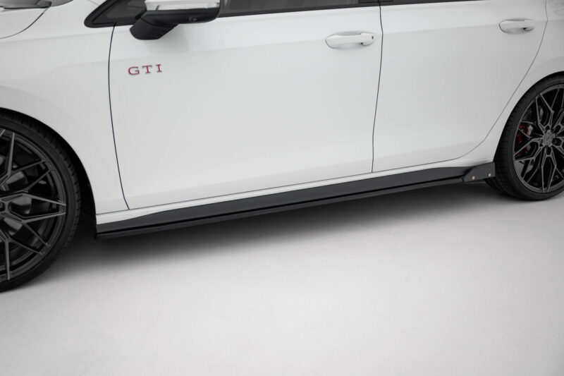 pol_po_Set-of-Splitters-V-2-Volkswagen-Golf-GTI-Mk8-Facelift-21702_22jpg - OPSHOLDERS
