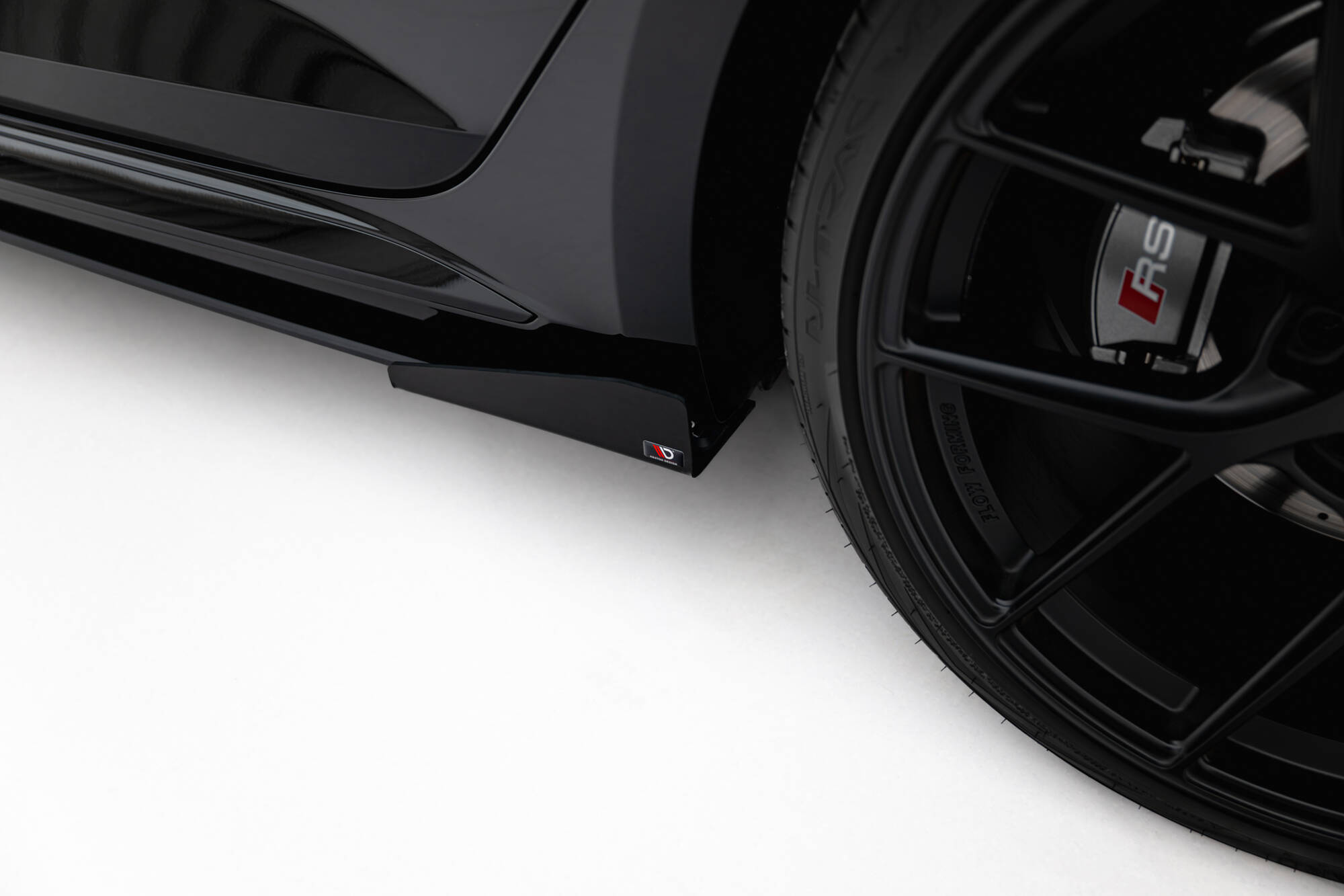 pol_po_Side-Flaps-Audi-RS5-Sportback-F5-22182_10jpg - OPSHOLDERS