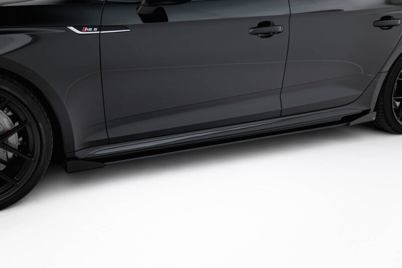 pol_po_Side-Flaps-Audi-RS5-Sportback-F5-22182_8jpg - OPSHOLDERS
