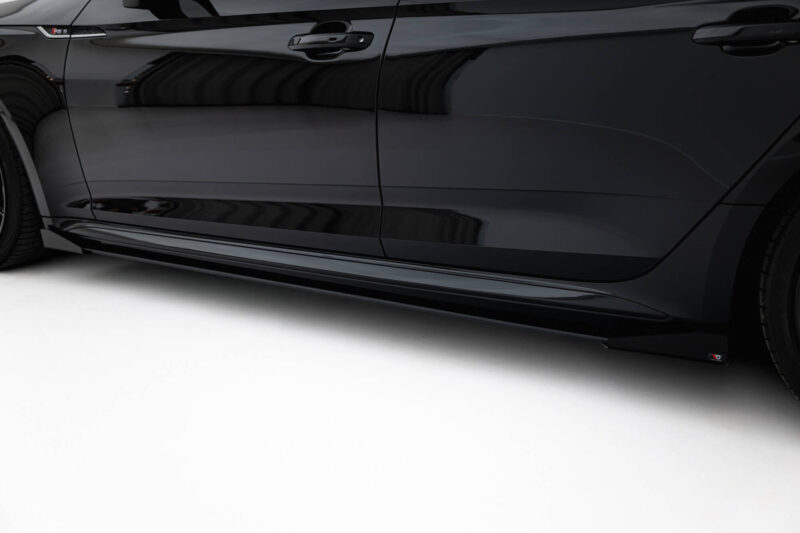 pol_po_Side-Flaps-Audi-RS5-Sportback-F5-22182_9jpg - OPSHOLDERS