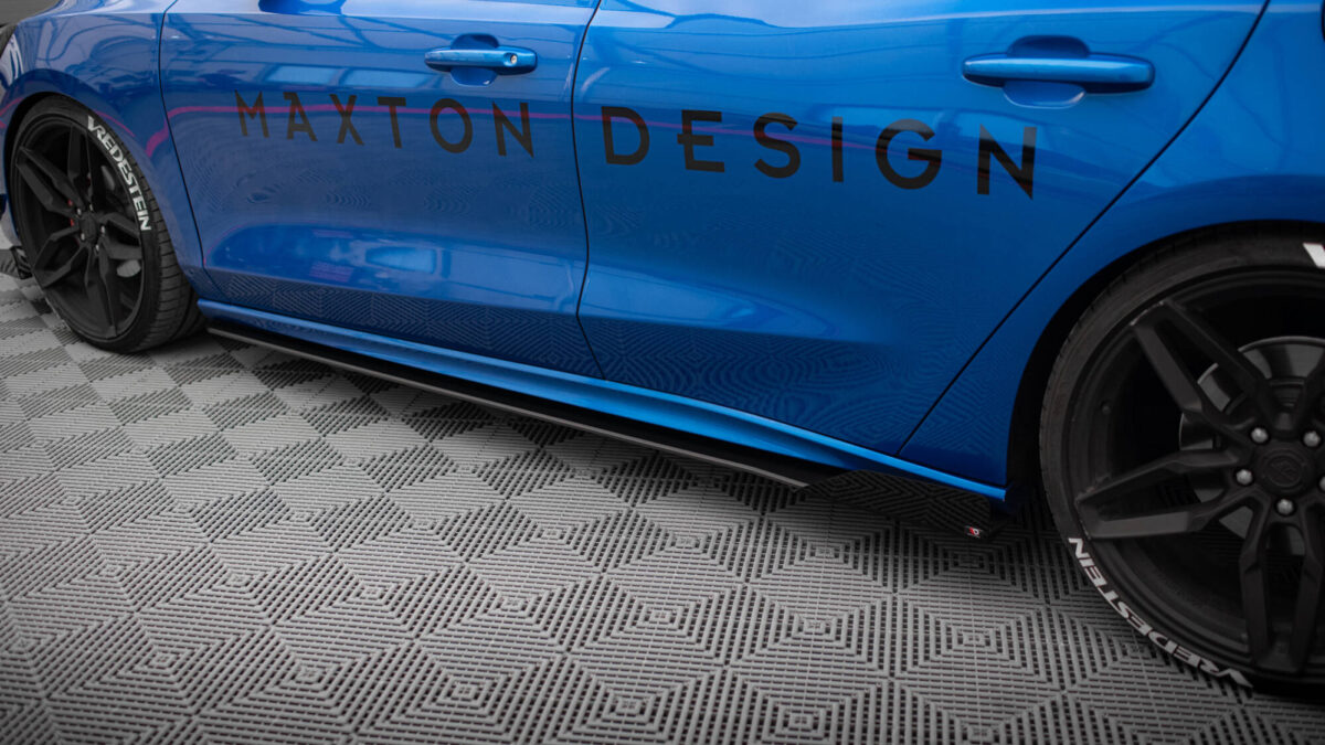 Rabats Latéraux Avant Maxton Design Pour Ford Focus ST / ST-Line Mk4 – Brillant
