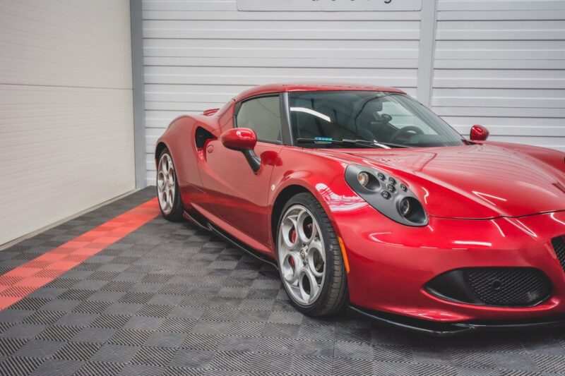 pol_po_Side-Skirts-Diffusers-Alfa-Romeo-4C-9326_4jpg - OPSHOLDERS