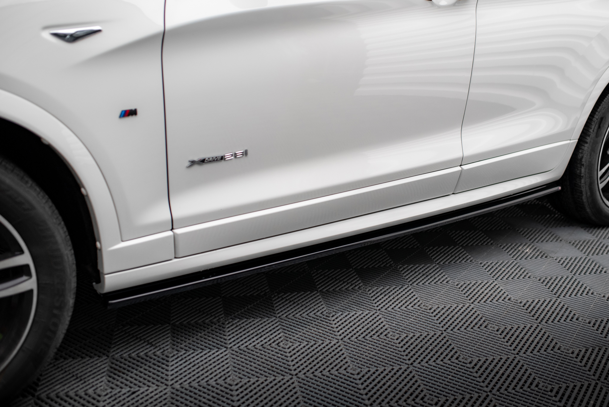 pol_po_Side-Skirts-Diffusers-BMW-X3-M-Pack-F25-Facelift-8502_4jpg - OPSHOLDERS