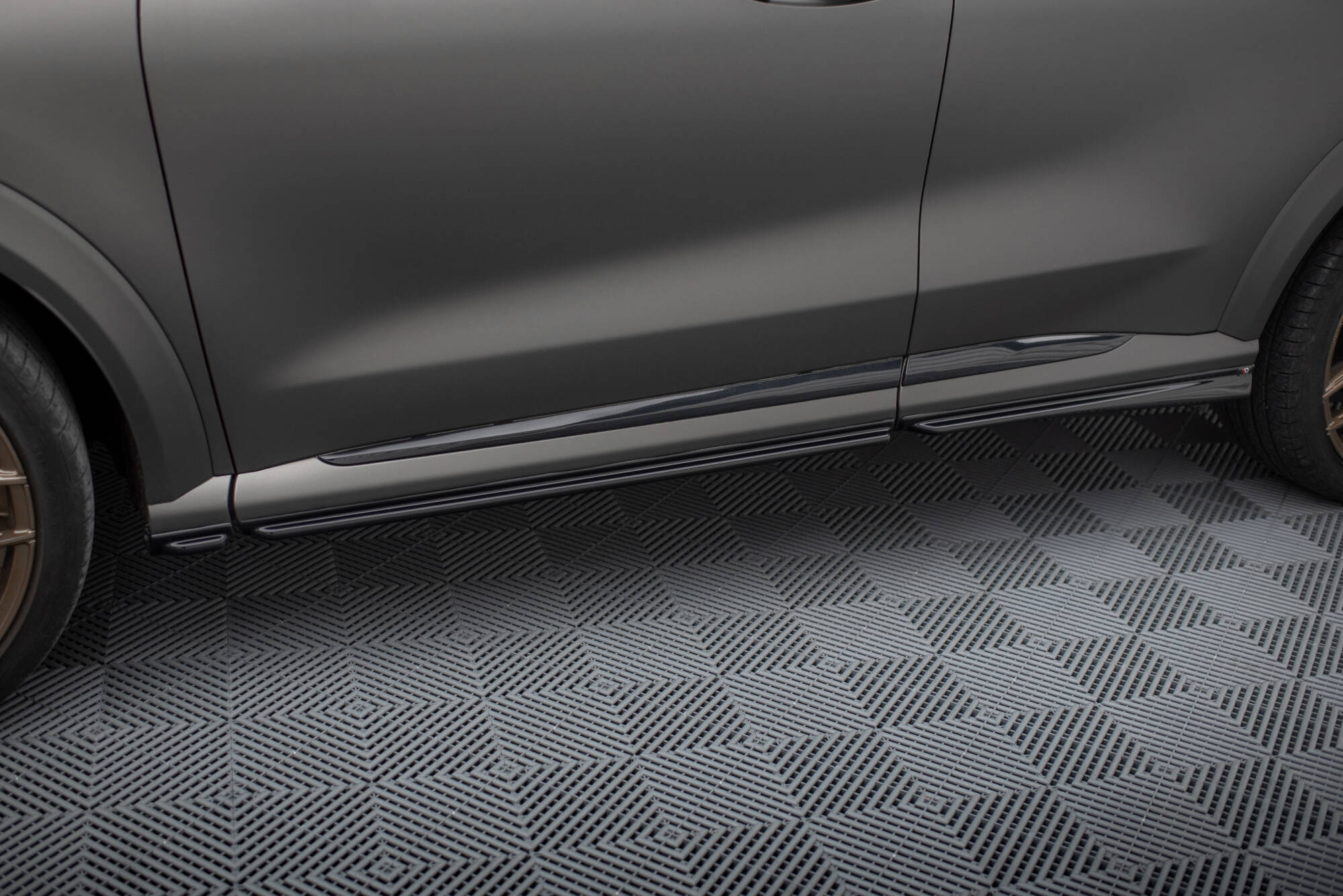 pol_po_Side-Skirts-Diffusers-Ford-Puma-ST-ST-Line-Standard-Mk1-10417_3jpg - OPSHOLDERS