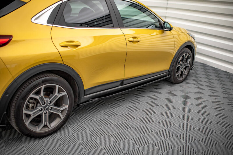pol_po_Side-Skirts-Diffusers-Kia-XCeed-Mk1-13652_4jpg - OPSHOLDERS