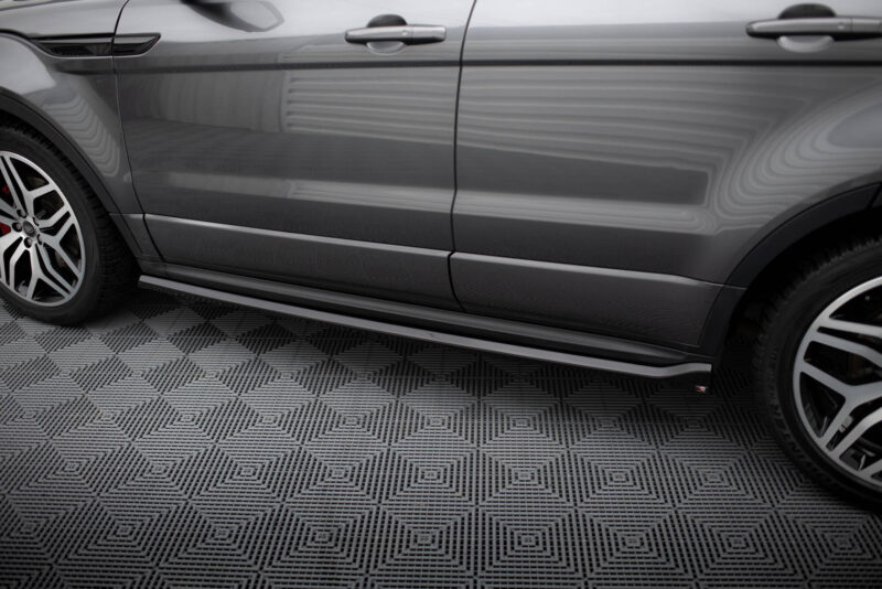 pol_po_Side-Skirts-Diffusers-Land-Rover-Range-Rover-Evoque-HSE-Dynamic-Mk1-Facelift-20164_4jpg - OPSHOLDERS
