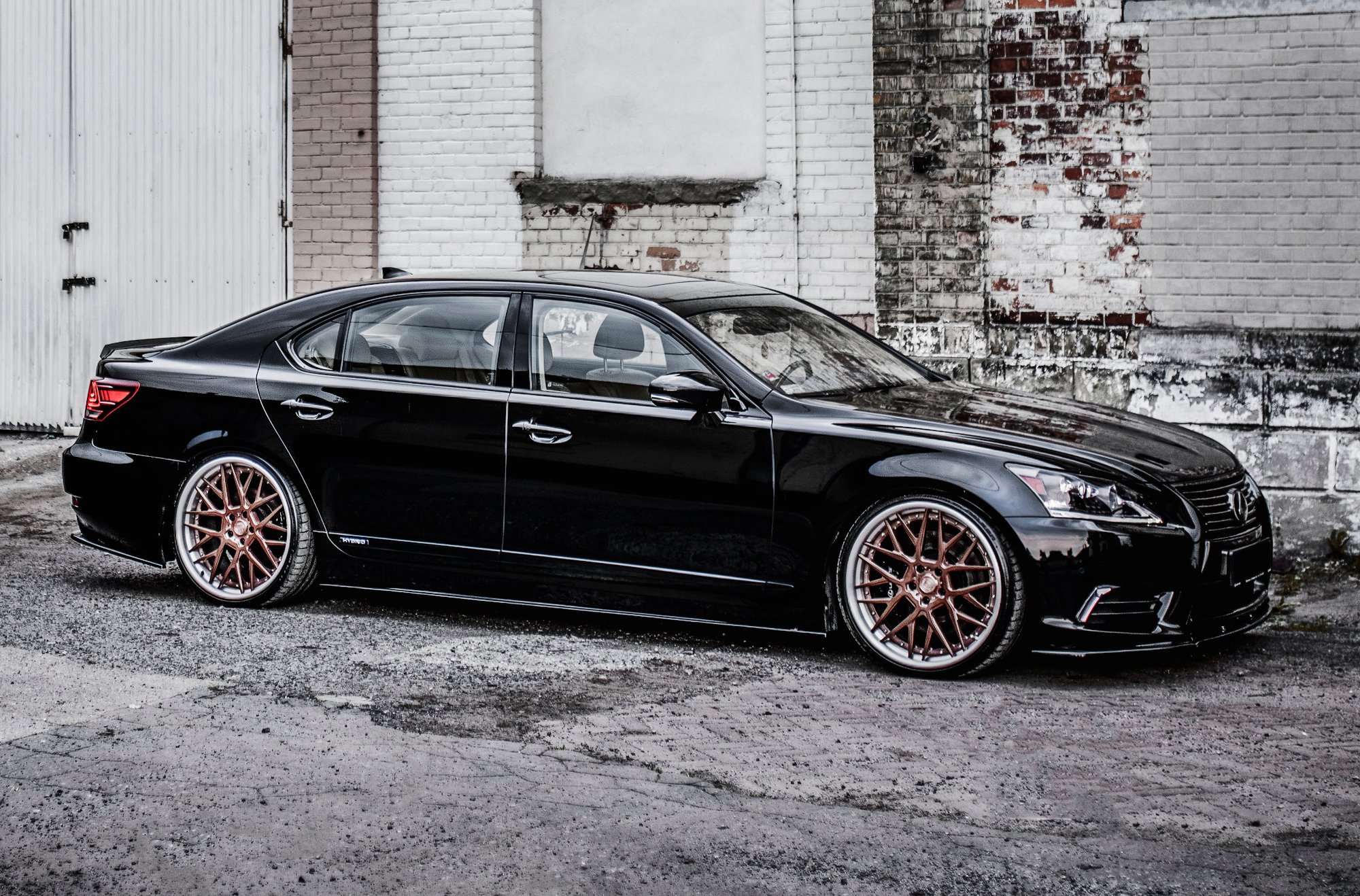 pol_po_Side-Skirts-Diffusers-Lexus-LS-Long-Wheelbase-Mk4-Facelift-10603_4jpg - OPSHOLDERS