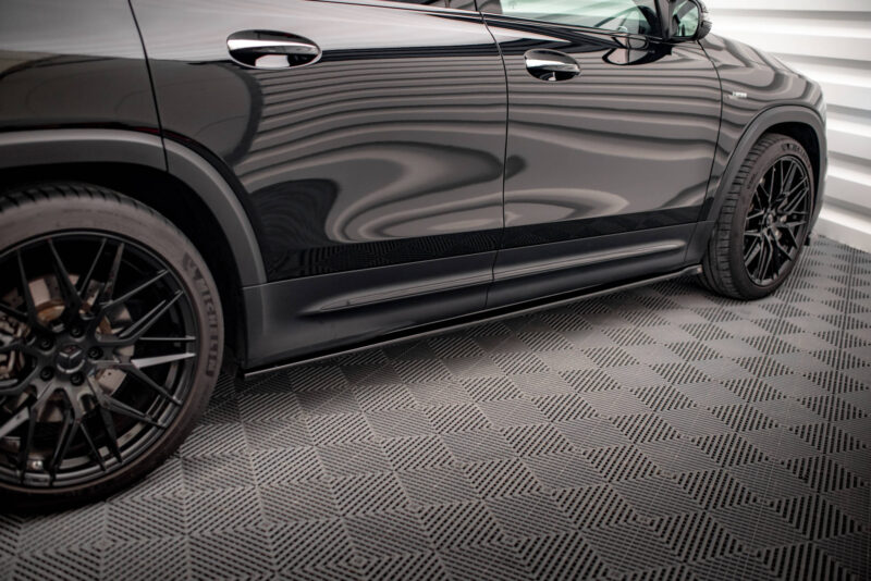 pol_po_Side-Skirts-Diffusers-Mercedes-AMG-GLB-35-AMG-Line-X247-17387_3jpg - OPSHOLDERS