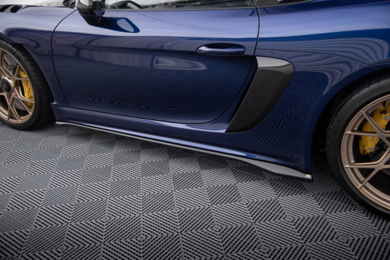 pol_po_Side-Skirts-Diffusers-Porsche-718-Cayman-GT4-RS-982c-19068_2jpg - OPSHOLDERS