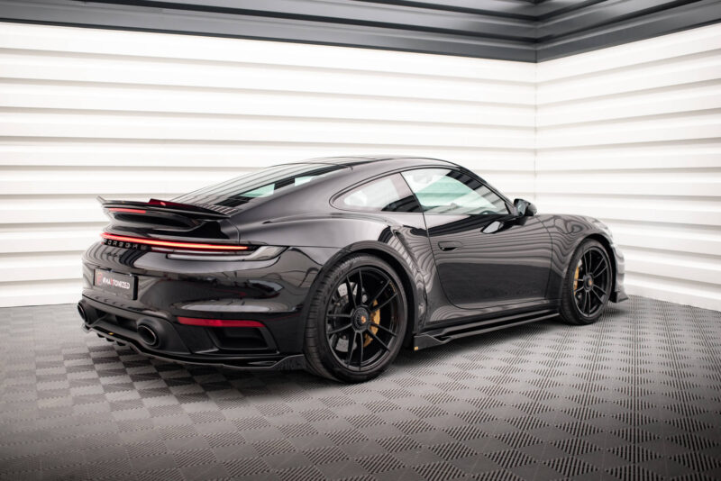 pol_po_Side-Skirts-Diffusers-Porsche-911-Turbo-S-992-17276_6jpg - OPSHOLDERS