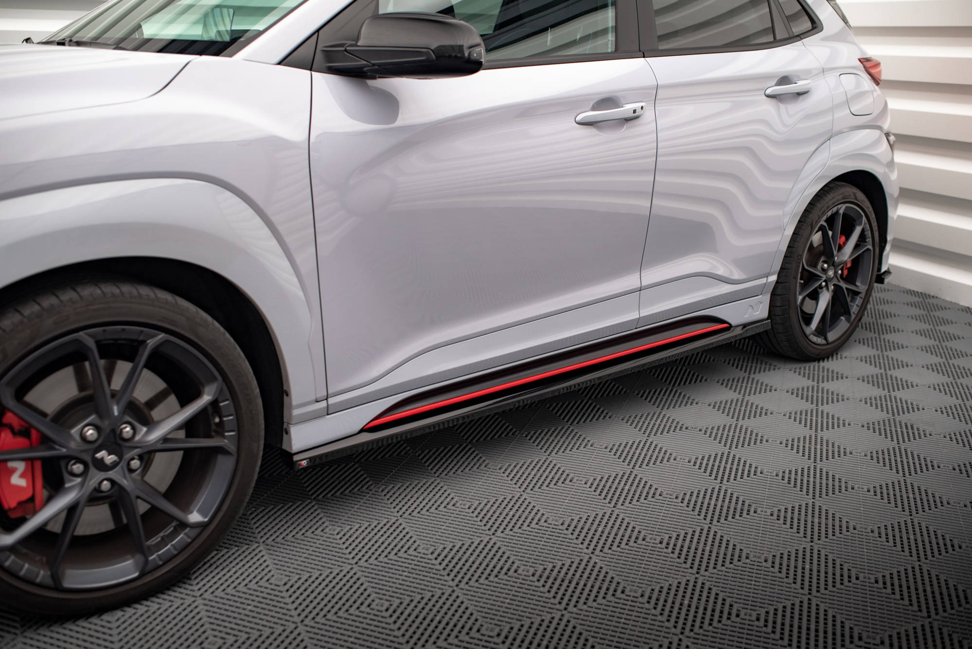 pol_po_Side-Skirts-Diffusers-V-1-Hyundai-Kona-N-Mk1-18085_5jpg - OPSHOLDERS