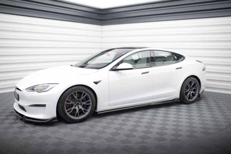 pol_po_Side-Skirts-Diffusers-V-1-Tesla-Model-S-Plaid-Mk1-Facelift-20517_4jpg - OPSHOLDERS