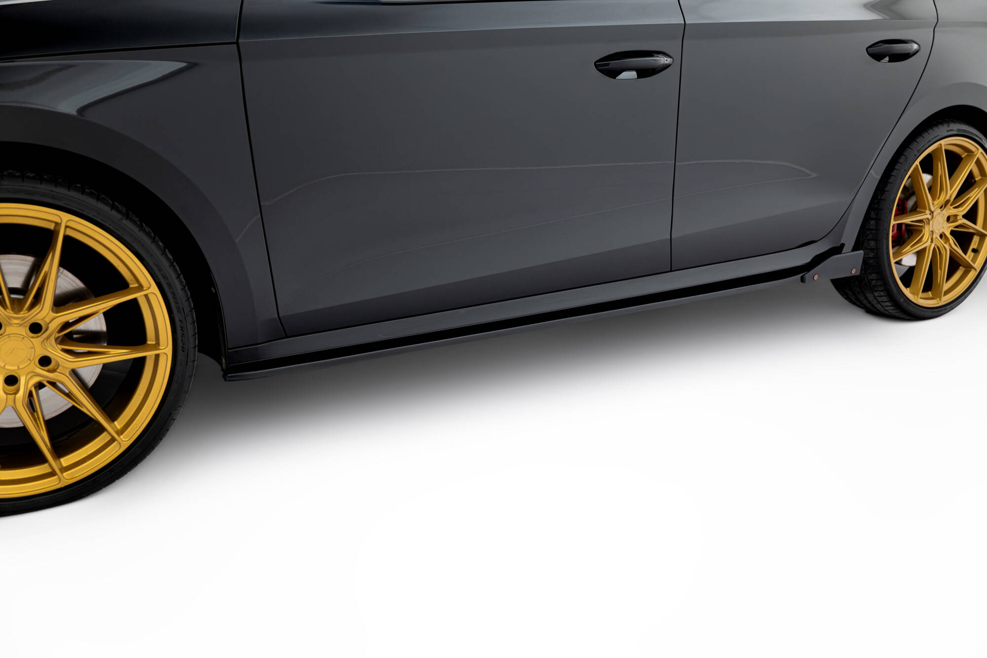 pol_po_Side-Skirts-Diffusers-V-2-Flaps-Skoda-Octavia-RS-Liftback-Combi-Mk4-Facelift-22639_4jpg - OPSHOLDERS