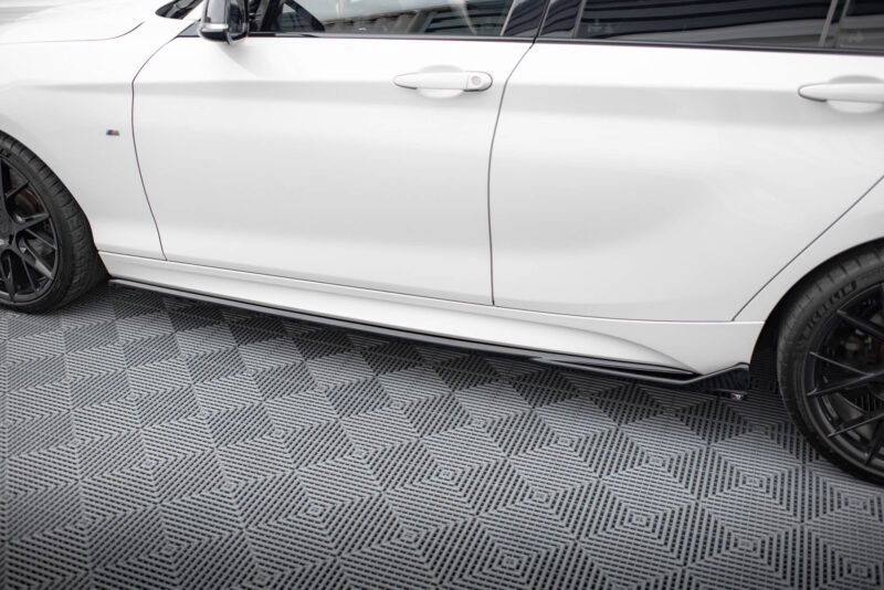 pol_po_Side-Skirts-Diffusers-V-3-CSL-Look-BMW-1-M-Pack-M140i-F20-Facelift-19698_4jpg - OPSHOLDERS