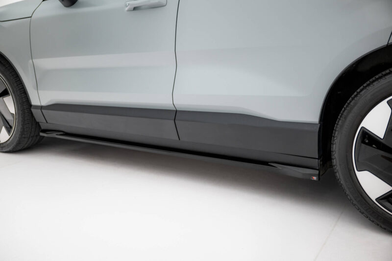 pol_po_Side-Skirts-Diffusers-Volvo-EX30-Mk1-21504_1jpg - OPSHOLDERS