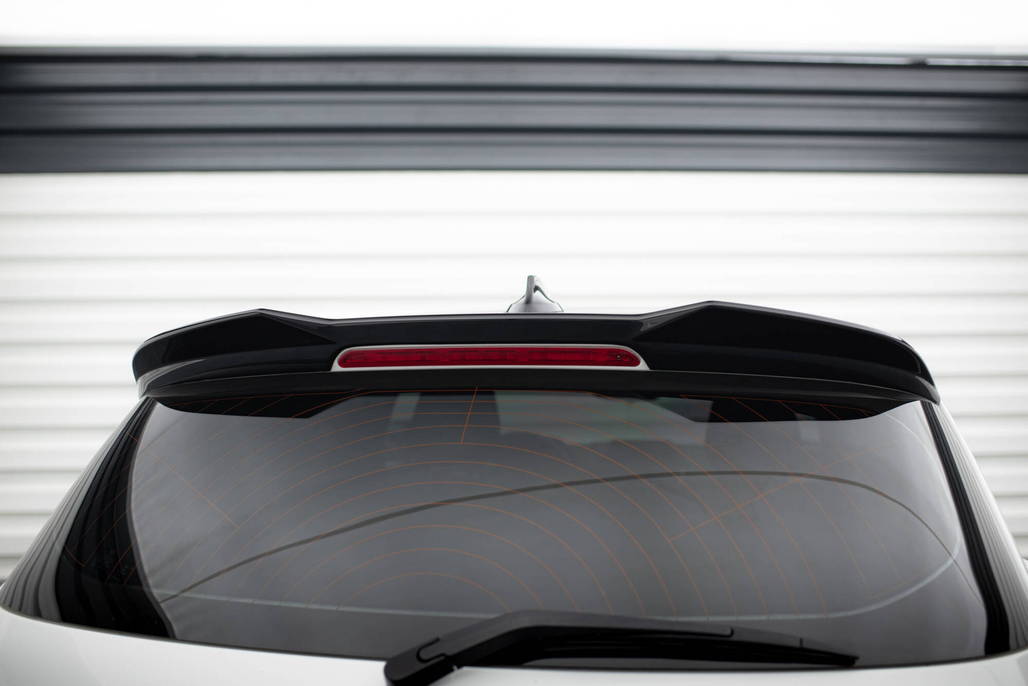 pol_po_Spoiler-Cap-3D-BMW-1-M-Pack-M140i-Standard-F20-20746_2jpg - OPSHOLDERS