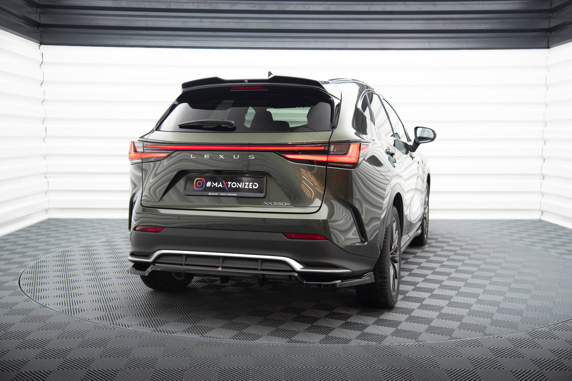 pol_po_Spoiler-Cap-3D-Lexus-NX-F-Sport-Mk2-20339_2jpg - OPSHOLDERS