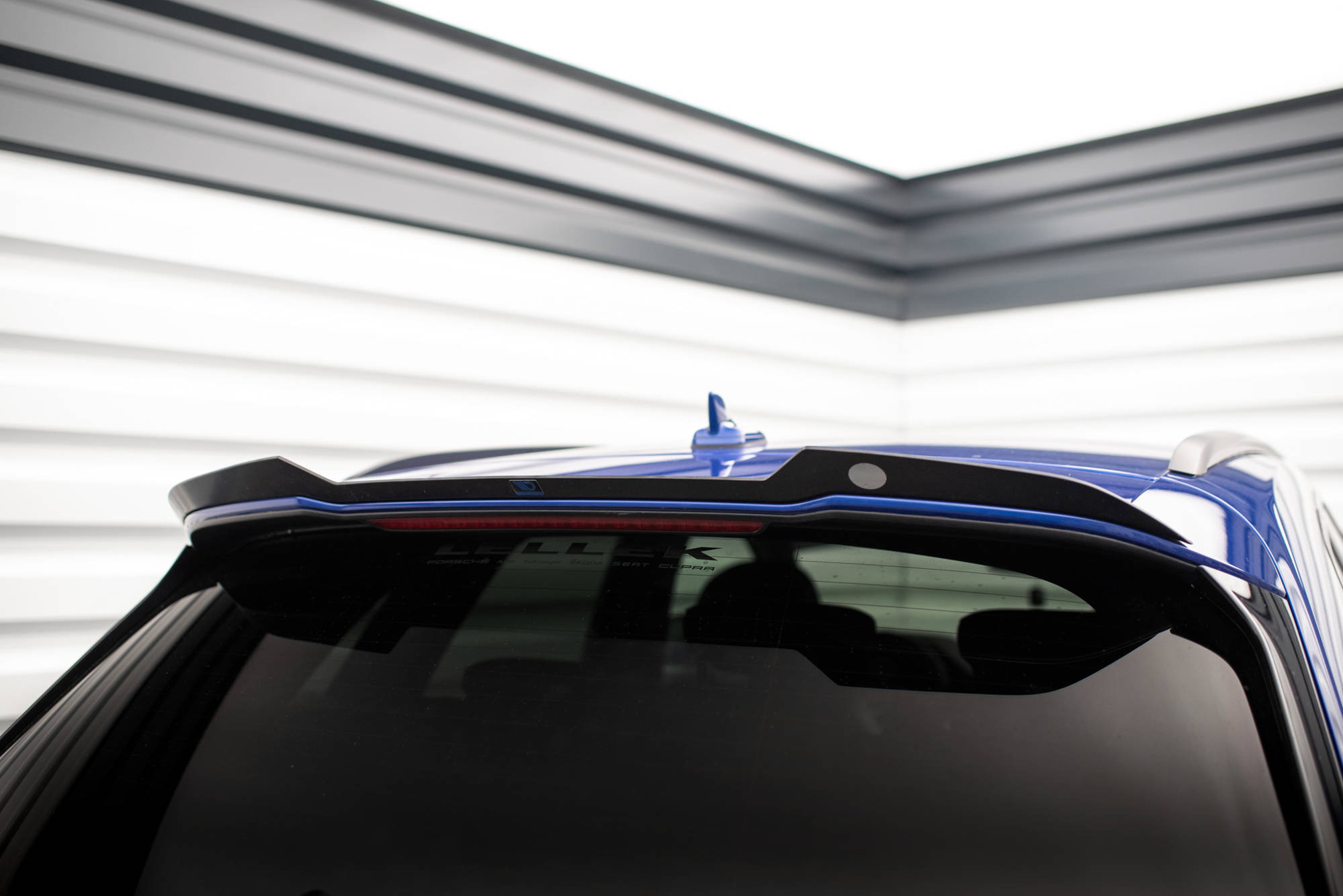pol_po_Spoiler-Cap-Audi-Q5-S-Line-SUV-Mk2-Facelift-18446_4jpg - OPSHOLDERS