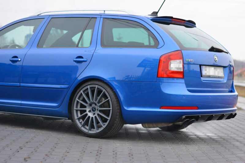 pol_po_Spoiler-Cap-Skoda-Octavia-RS-Mk2-Mk2-FL-Combi-7199_8jpg - OPSHOLDERS