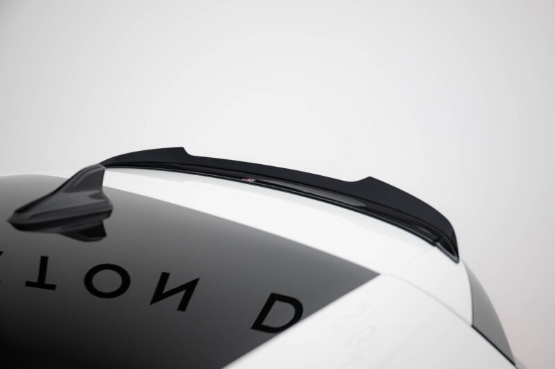 pol_po_Spoiler-Cap-V-1-Volkswagen-Golf-GTI-GTE-GTD-R-Line-R-Mk8-11060_10jpg - OPSHOLDERS