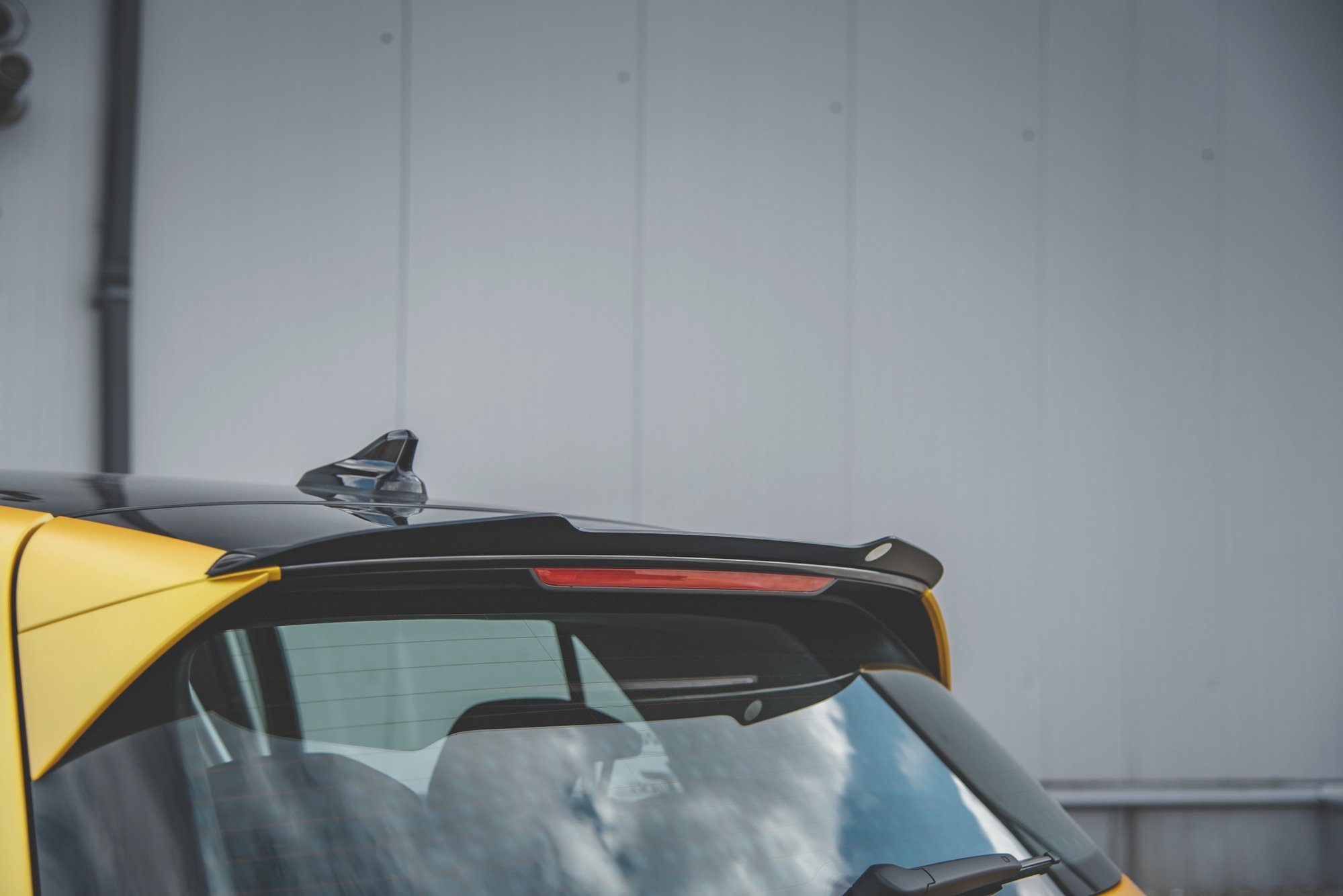 pol_po_Spoiler-Cap-V-1-Volkswagen-Golf-Mk8-9694_4jpg - OPSHOLDERS