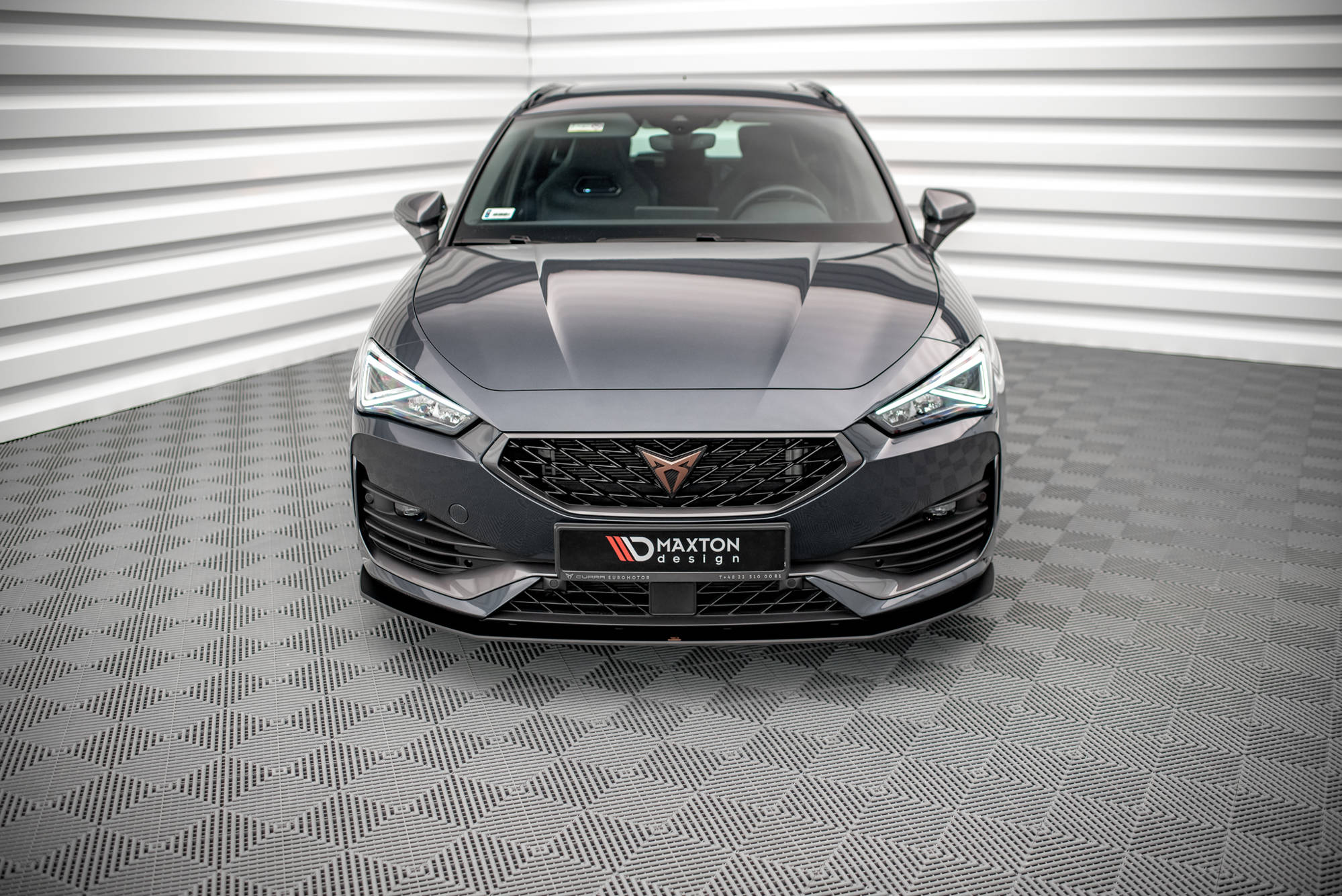 pol_po_Street-Pro-Front-Splitter-Cupra-Leon-Mk1-14382_4jpg - OPSHOLDERS