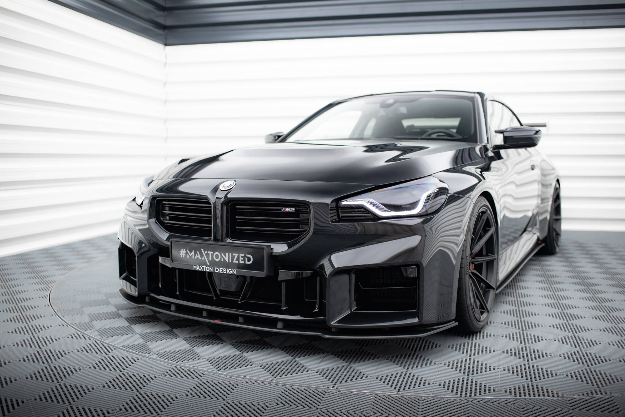 pol_po_Street-Pro-Front-Splitter-V-1-BMW-M2-G87-19700_3jpg - OPSHOLDERS