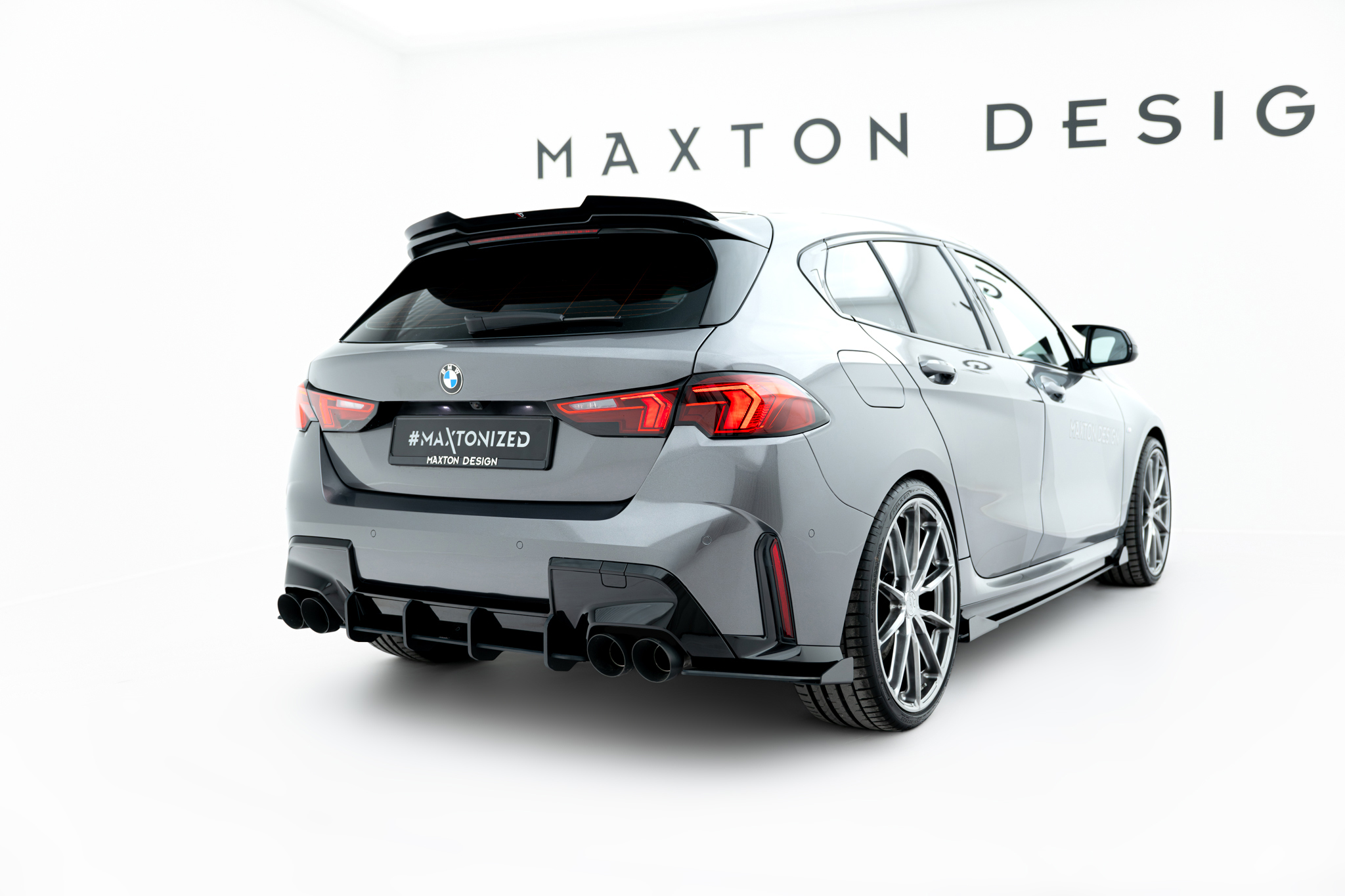 pol_po_Street-Pro-Rear-Diffuser-BMW-M135i-F70-22804_5jpg - OPSHOLDERS