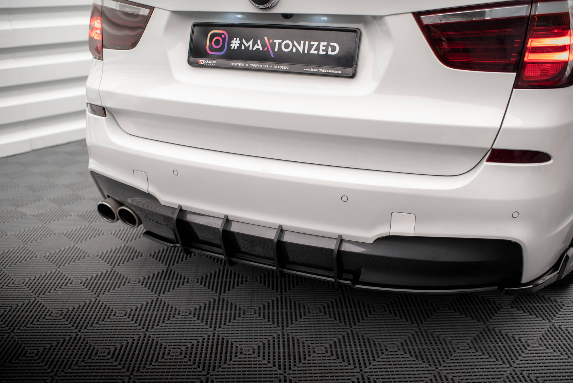 pol_po_Street-Pro-Rear-Diffuser-BMW-X3-M-Pack-F25-18394_5jpg - OPSHOLDERS