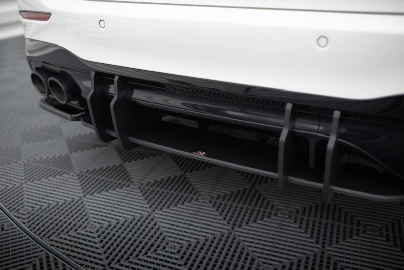 pol_po_Street-Pro-Rear-Diffuser-Mercedes-AMG-C-43-W206-19581_6jpg - OPSHOLDERS