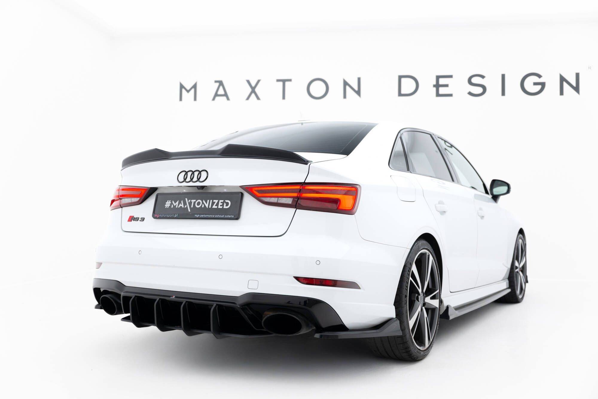pol_po_Street-Pro-Rear-Diffuser-V-2-Audi-RS3-Sedan-8V-Facelift-22379_4jpg - OPSHOLDERS