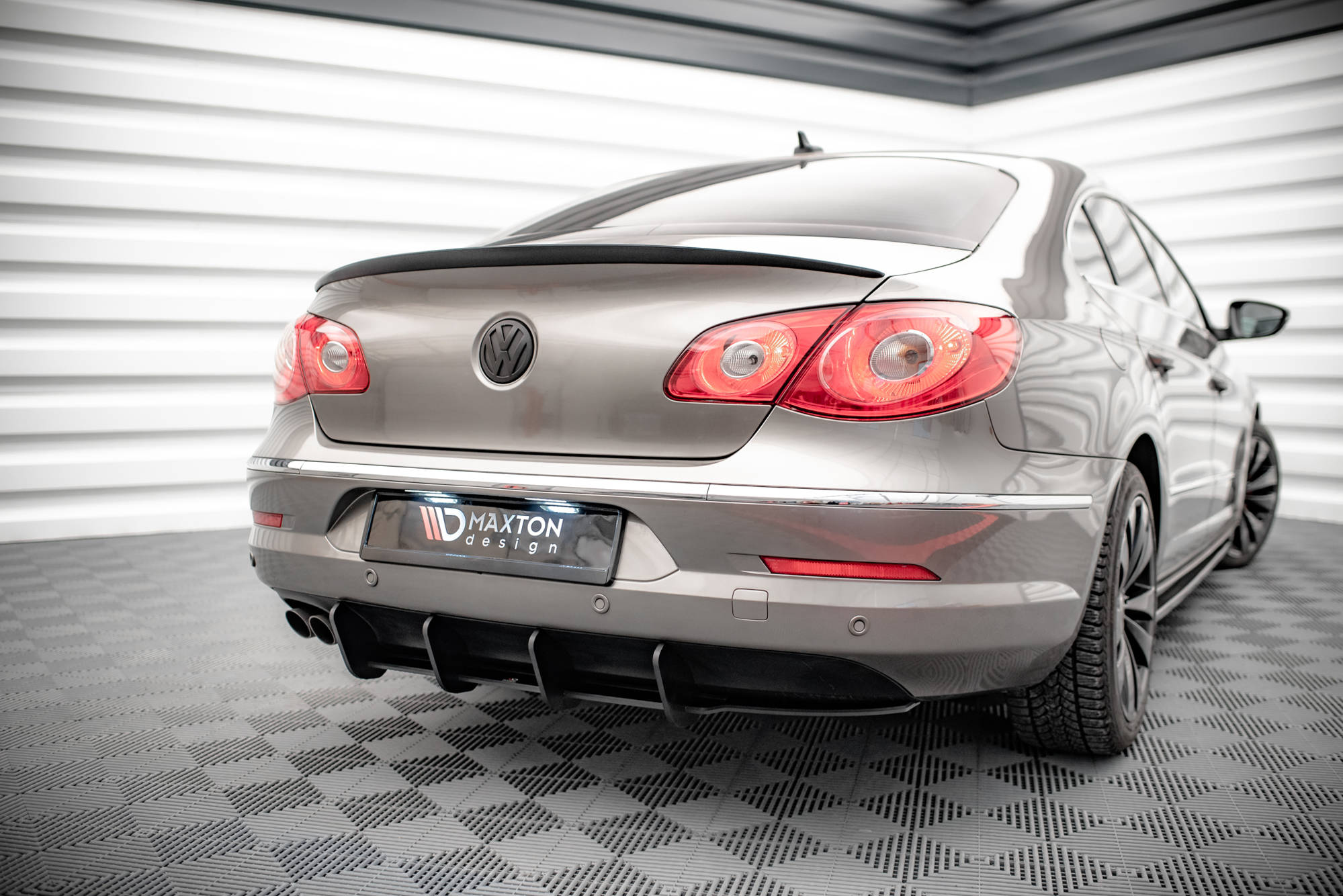 pol_po_Street-Pro-Rear-Diffuser-Volkswagen-Passat-CC-14683_4jpg - OPSHOLDERS