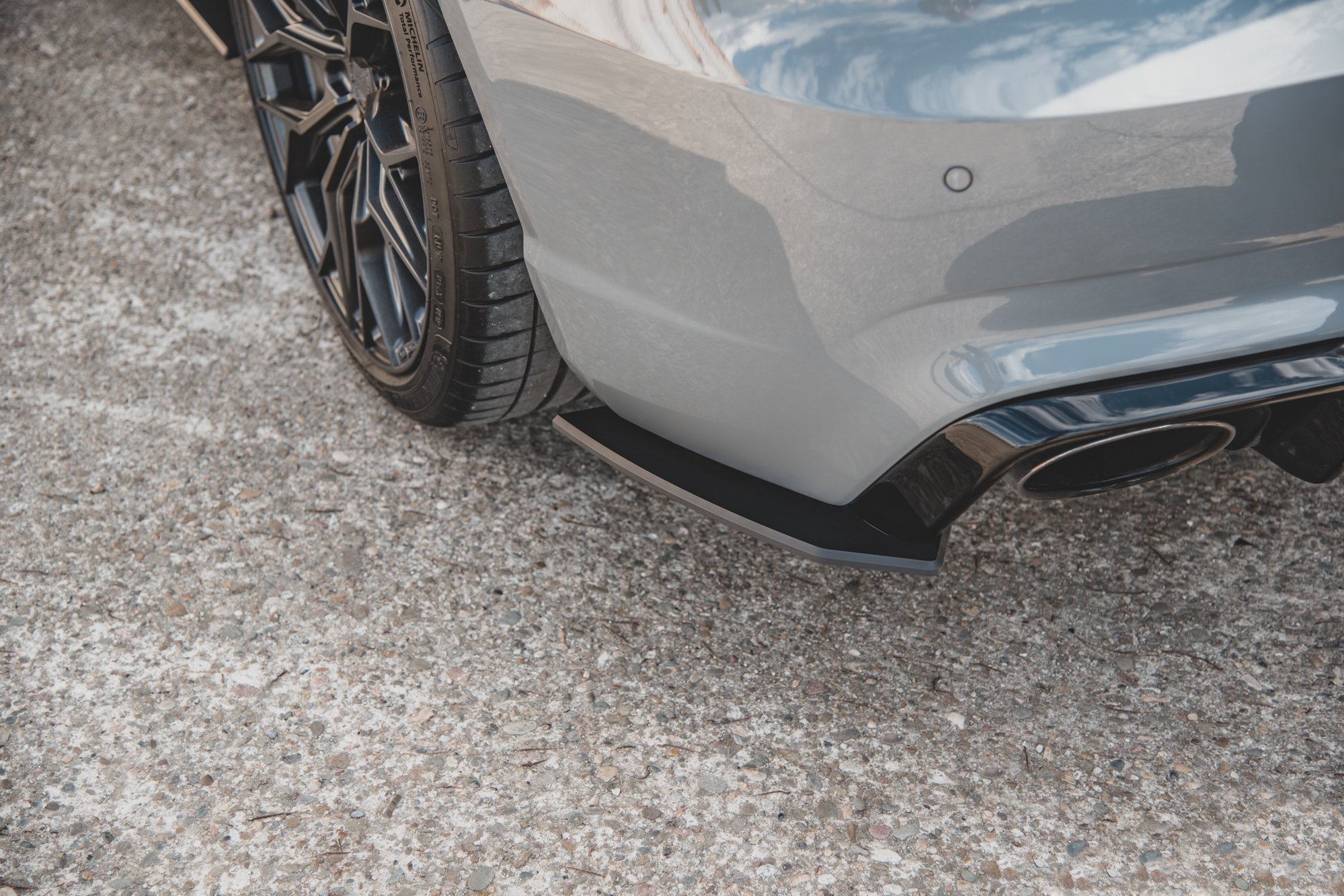 pol_po_Street-Pro-Rear-Side-Splitters-Audi-RS3-8V-Sportback-10116_1jpg - OPSHOLDERS