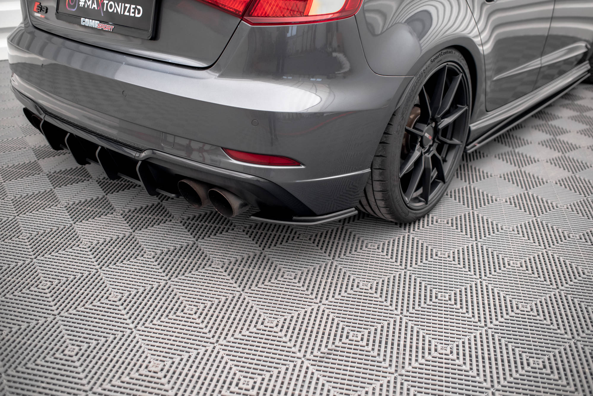 pol_po_Street-Pro-Rear-Side-Splitters-Audi-S3-Sportback-8V-Facelift-16261_2jpg - OPSHOLDERS