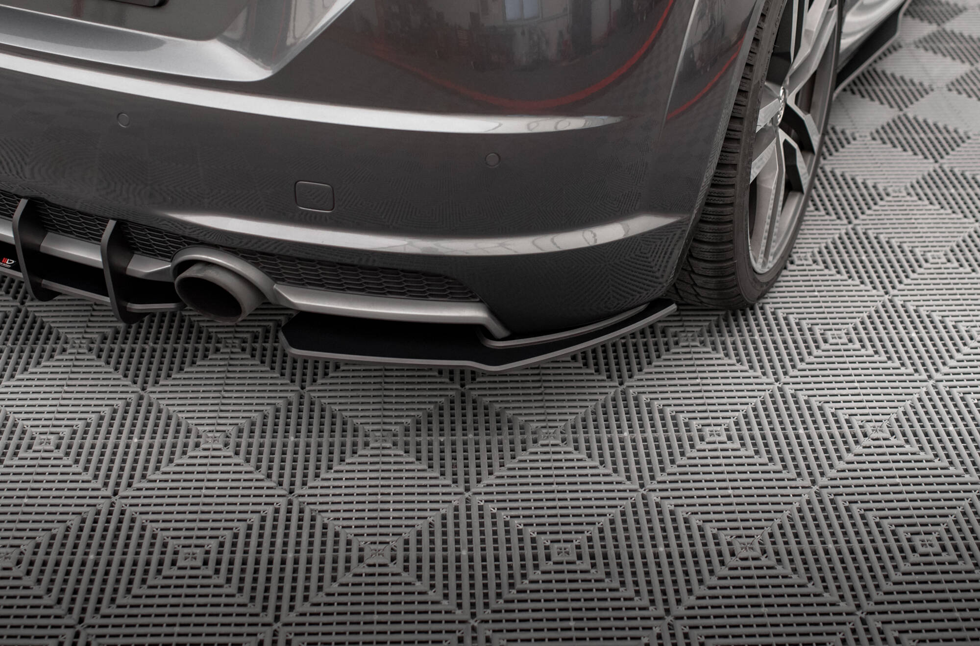 pol_po_Street-Pro-Rear-Side-Splitters-Audi-TT-S-Line-8S-19484_3jpg - OPSHOLDERS