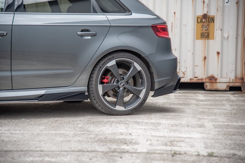 pol_po_Street-Pro-Rear-Side-Splitters-Flaps-Audi-RS3-8V-Sportback-10121_1jpg - OPSHOLDERS