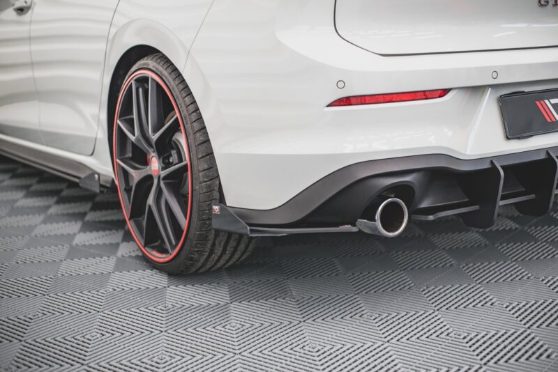 pol_po_Street-Pro-Rear-Side-Splitters-Flaps-Volkswagen-Golf-GTI-GTE-R-Line-Mk8-12239_2jpg - OPSHOLDERS
