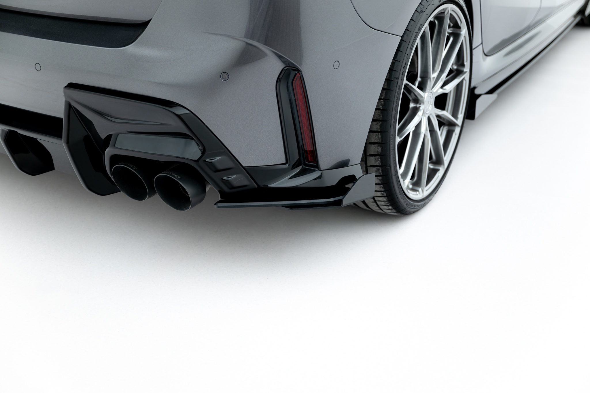pol_po_Street-Pro-Rear-Side-Splitters-V-2-Flaps-BMW-M135i-F70-22811_6jpg - OPSHOLDERS