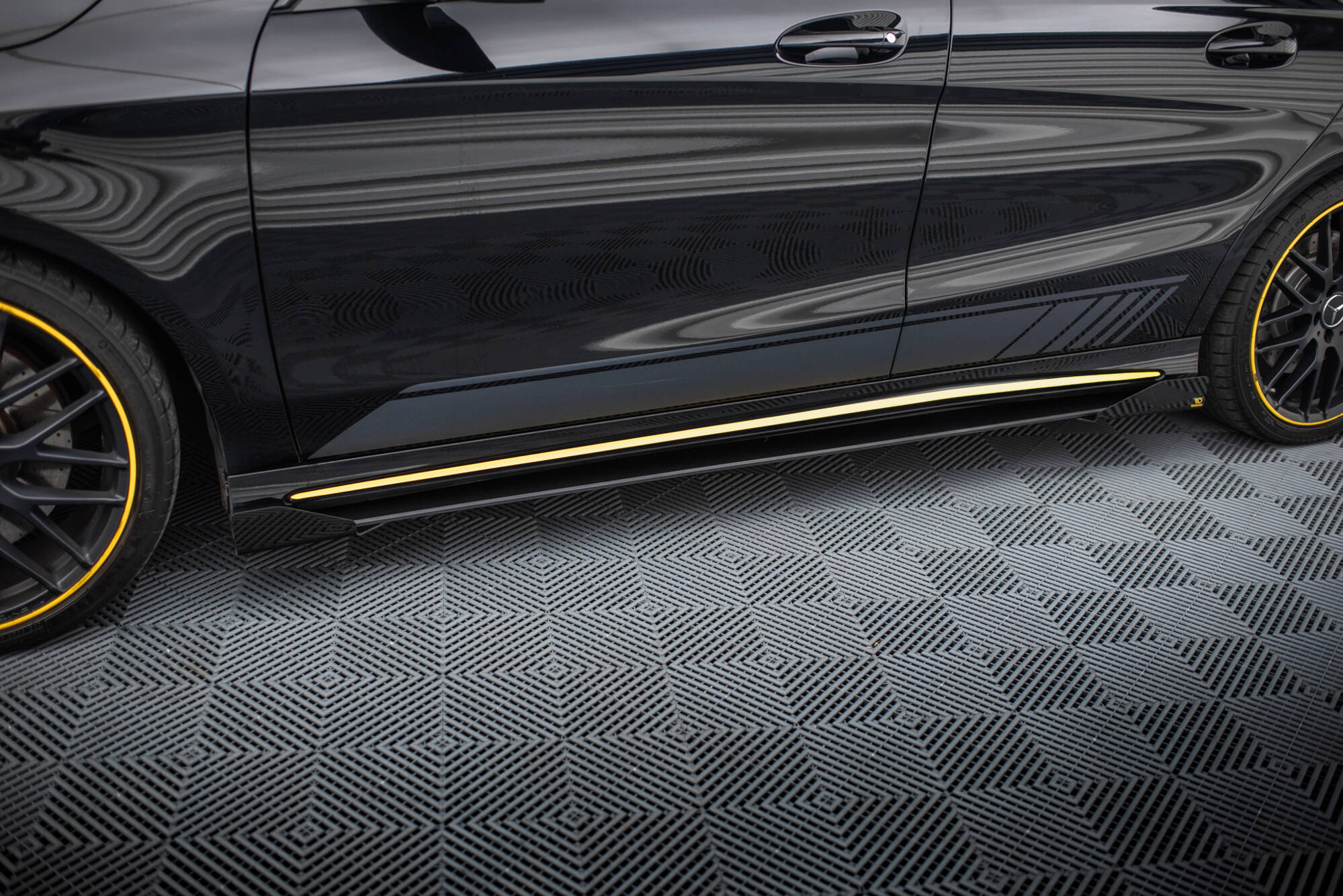 pol_po_Street-Pro-Side-Skirts-Diffusers-Flaps-Mercedes-AMG-CLA-45-C117-Facelift-19528_3jpg - OPSHOLDERS