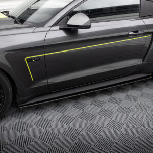 Maxton Design Street Pro Side Skirts Diffusers Ford Mustang GT Mk6 FOMU6GTCNC-SD1B