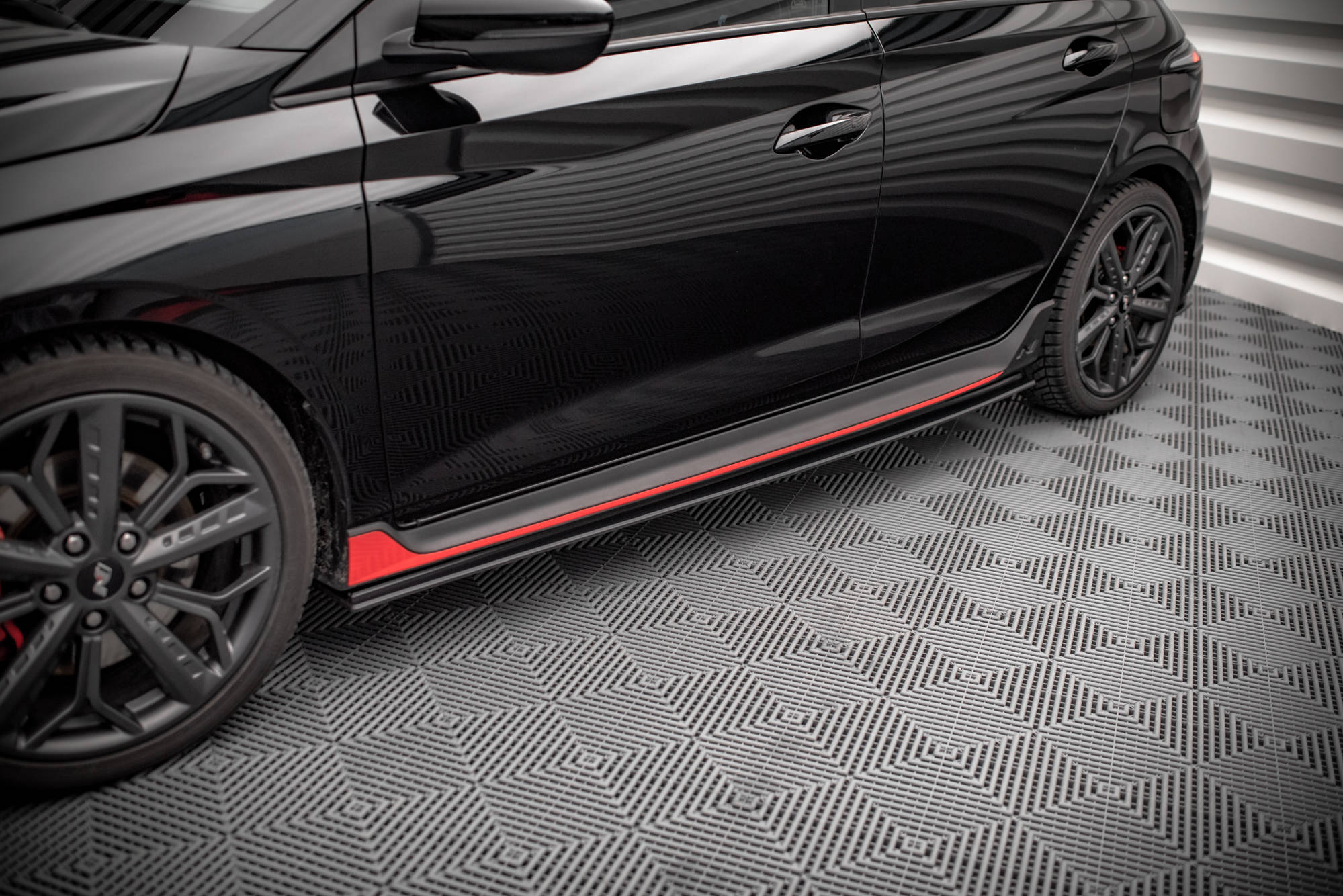 pol_po_Street-Pro-Side-Skirts-Diffusers-Hyundai-I20-N-Mk3-14759_4jpg - OPSHOLDERS