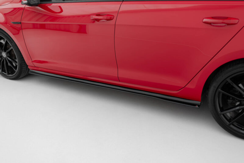 pol_po_Street-Pro-Side-Skirts-Diffusers-Volkswagen-Golf-R-R-Line-Mk7-Facelift-10939_4jpg - OPSHOLDERS