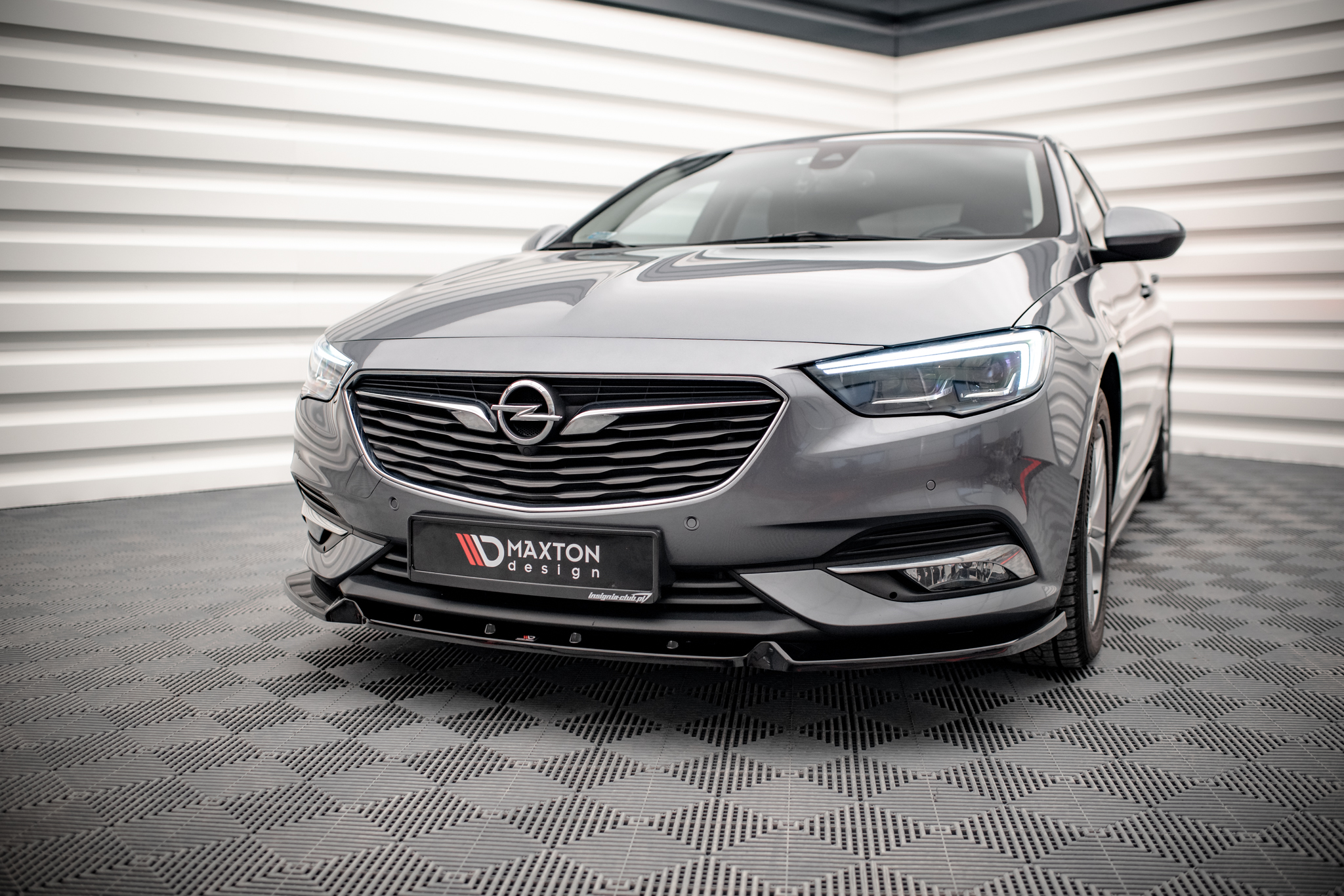 pol_po_Front-Splitter-V-1-Opel-Insignia-Mk2-15706_3jpg - OPSHOLDERS