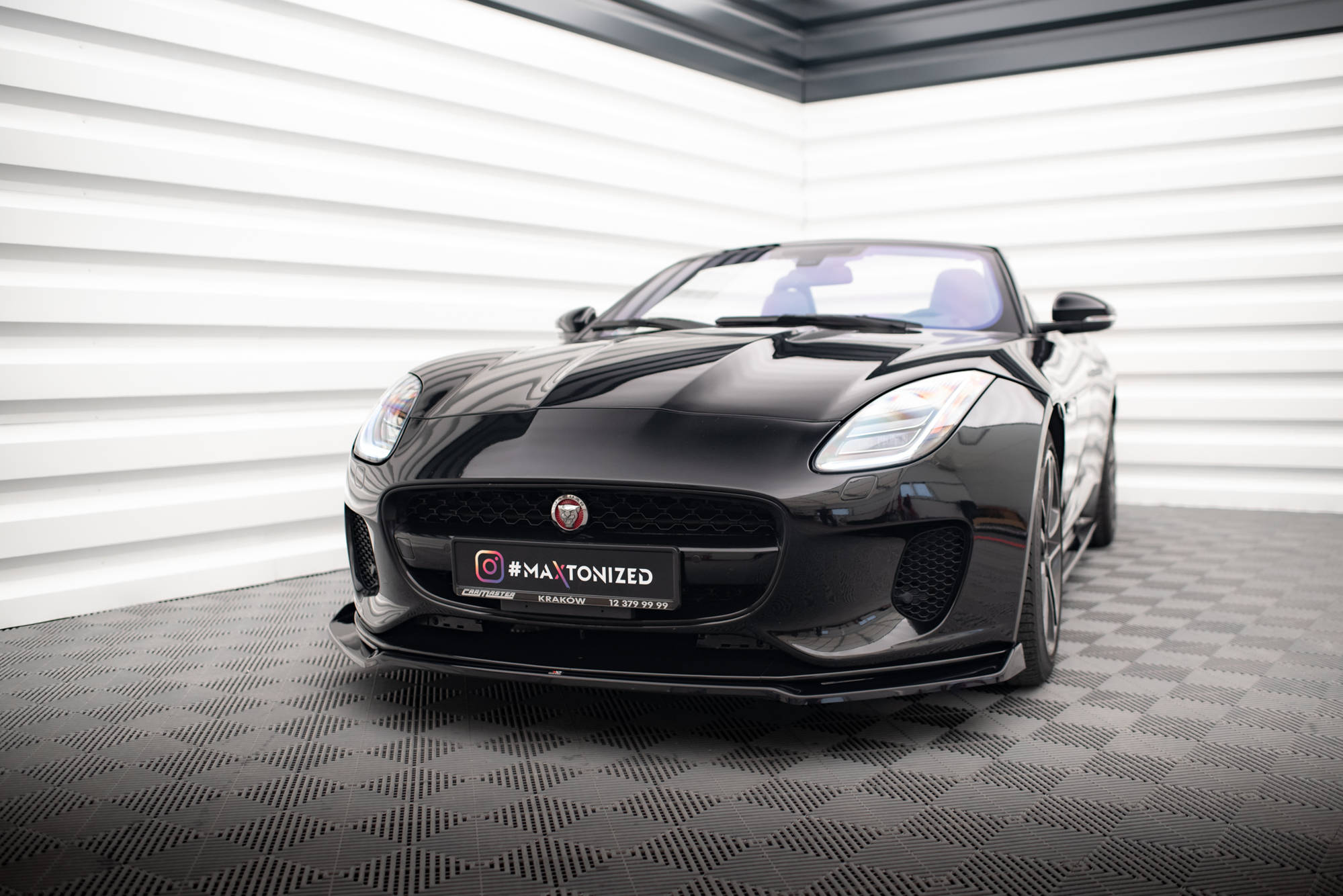pol_po_Front-Splitter-V-2-Jaguar-F-Type-X152-Facelift-18294_5jpg - OPSHOLDERS