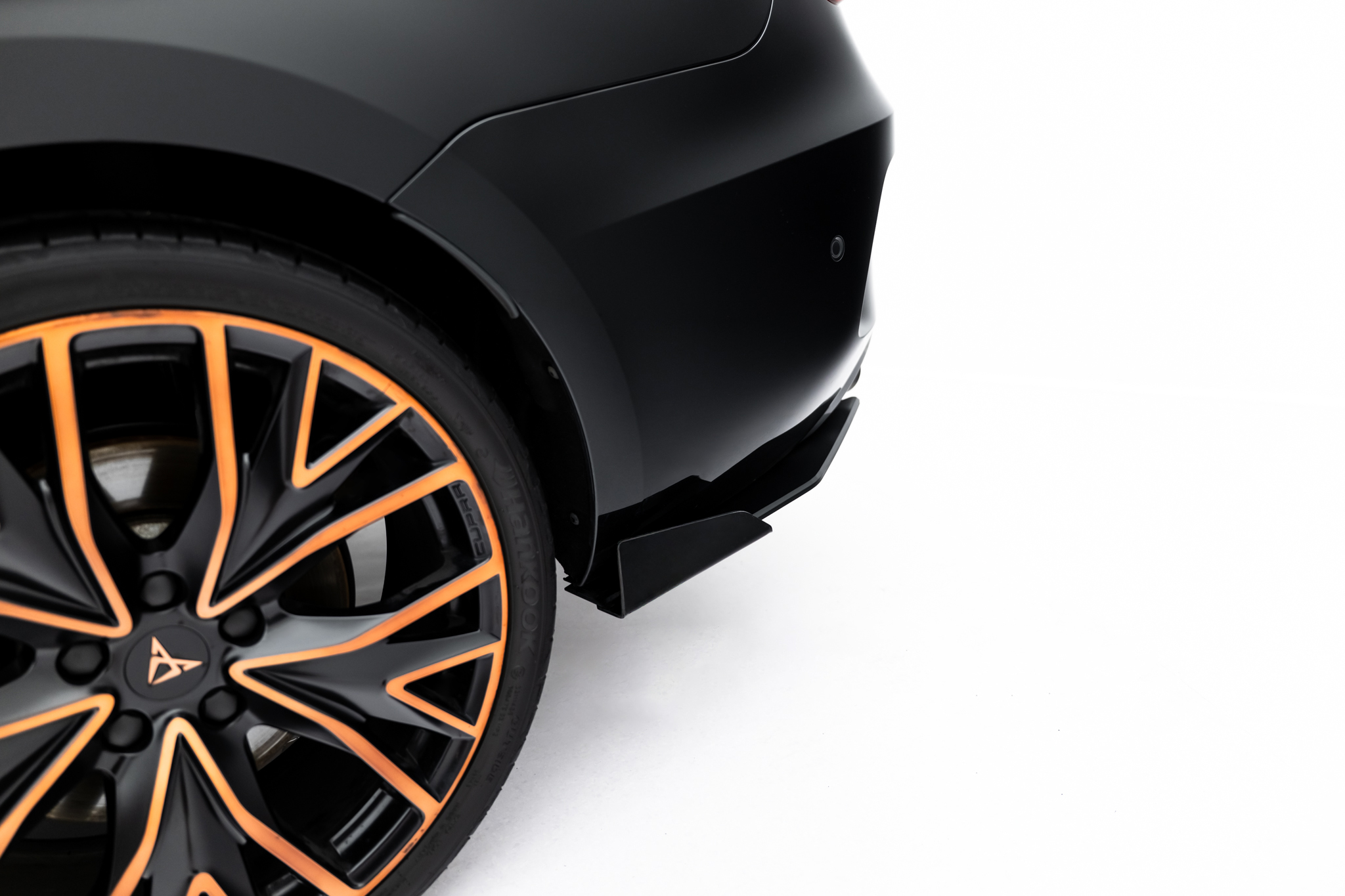 pol_po_Rear-Side-Flaps-Cupra-Leon-ST-Mk1-Facelift-23334_4jpg - OPSHOLDERS