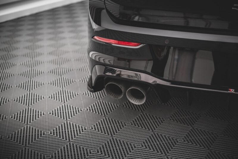 pol_po_Rear-Side-Splitters-V-3-for-Volkswagen-Golf-R-Hatchback-Mk8-13102_7jpg - OPSHOLDERS