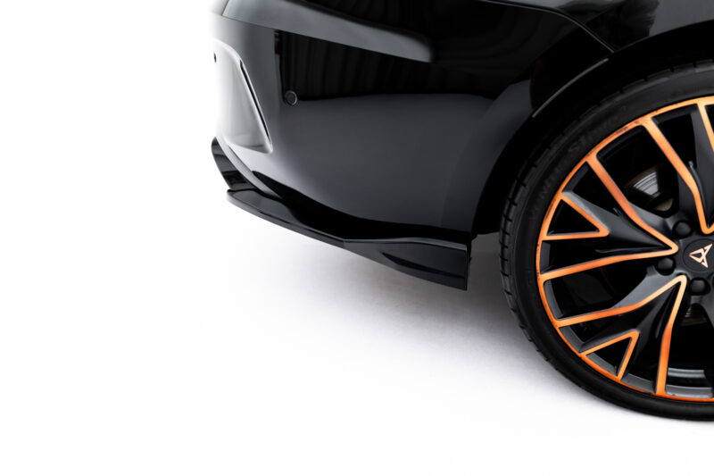 pol_po_Rear-Side-Splitters-V-5-Cupra-Leon-ST-Mk1-Facelift-23345_3jpg - OPSHOLDERS