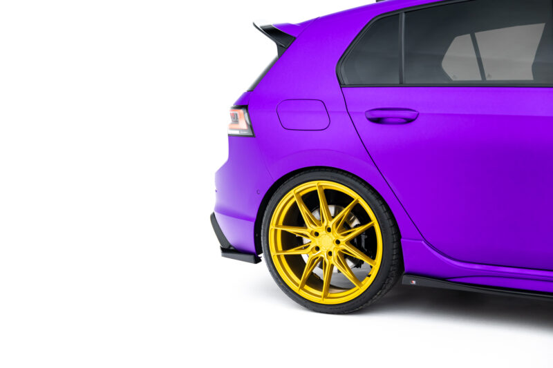 pol_po_Rear-Side-Splitters-V-6-for-Volkswagen-Golf-R-Hatchback-Mk8-Facelift-22972_2jpg - OPSHOLDERS